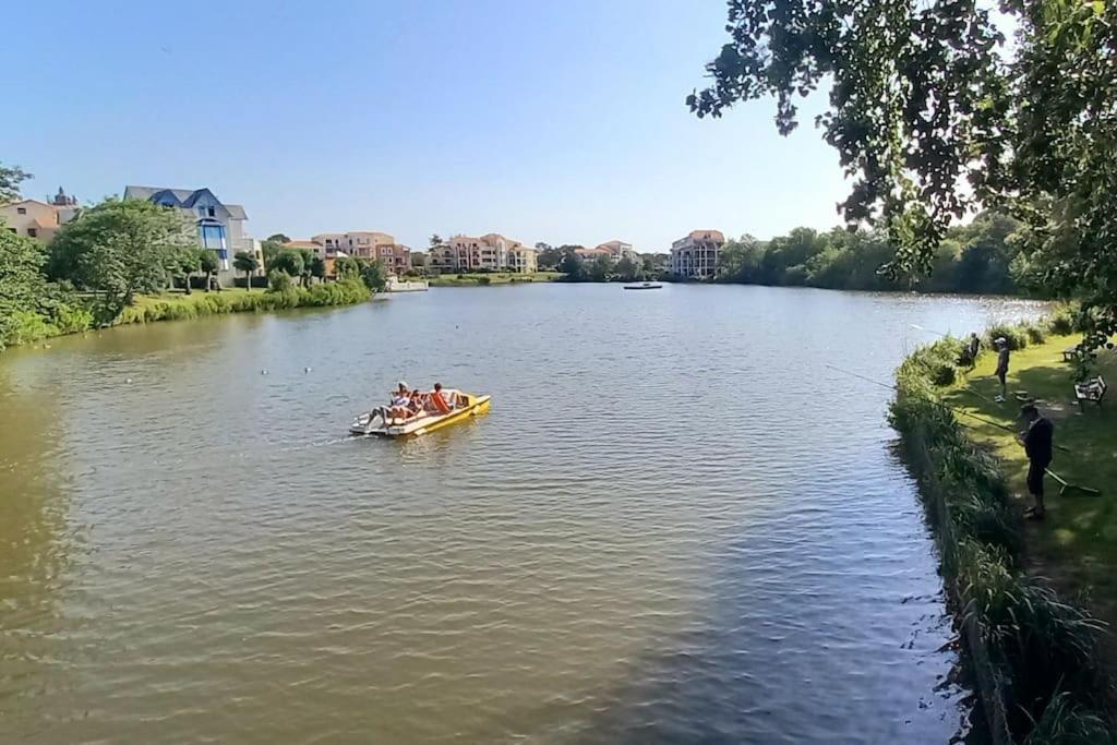 "Le Filet Du Lac" Appartement Atypique, 5 Personnes, Duplex, Vue Lac, Acces Parc Aquatique Gratuit Talmont-Saint-Hilaire Eksteriør billede